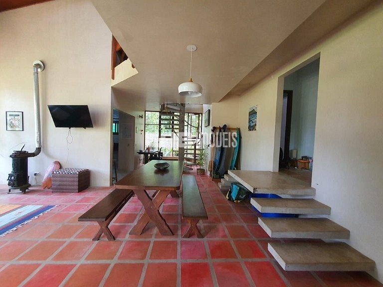 Casa com 3 dormitórios em Itamambuca