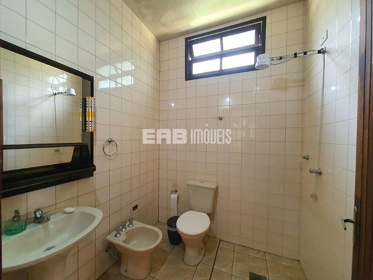 Casa com 3 dormitórios em Itamambuca