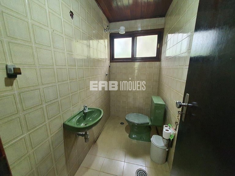 Casa com 3 dormitórios em Itamambuca