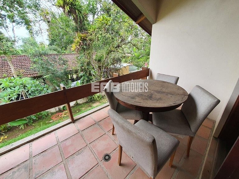 Casa com 3 dormitórios em Itamambuca