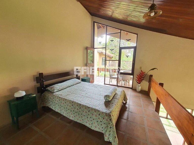 Casa com 3 dormitórios em Itamambuca