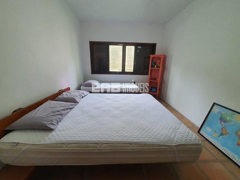 Casa com 3 dormitórios em Itamambuca