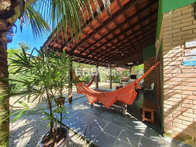 Casa aconchegante para 10 pessoas na praia de Itamambuca