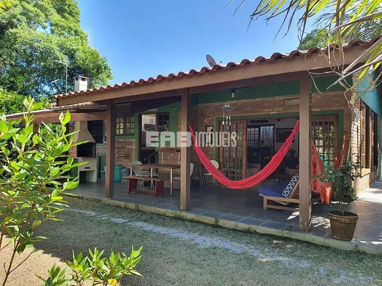 Casa aconchegante para 10 pessoas na praia de Itamambuca