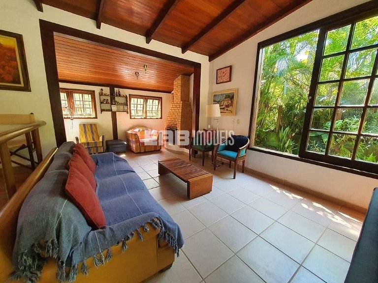 Casa aconchegante para 10 pessoas na praia de Itamambuca