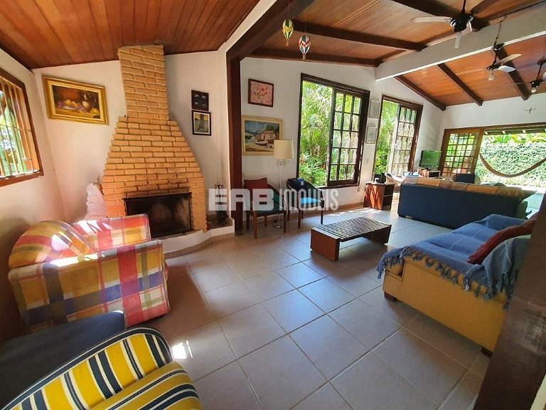 Casa aconchegante para 10 pessoas na praia de Itamambuca