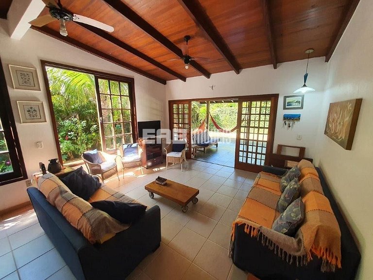 Casa aconchegante para 10 pessoas na praia de Itamambuca