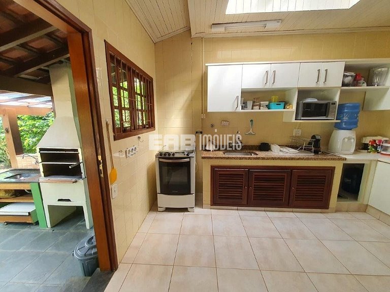 Casa aconchegante para 10 pessoas na praia de Itamambuca