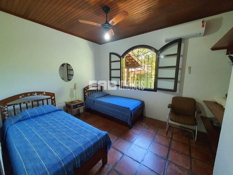 Casa aconchegante para 10 pessoas na praia de Itamambuca