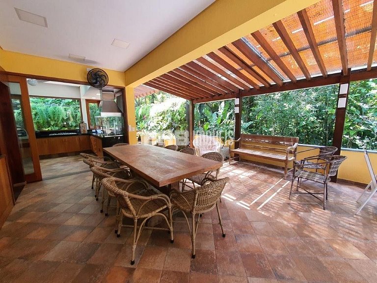 Casa a 30m do mar na praia de Itamambuca