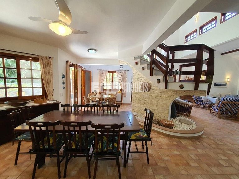 Casa a 30m do mar na praia de Itamambuca