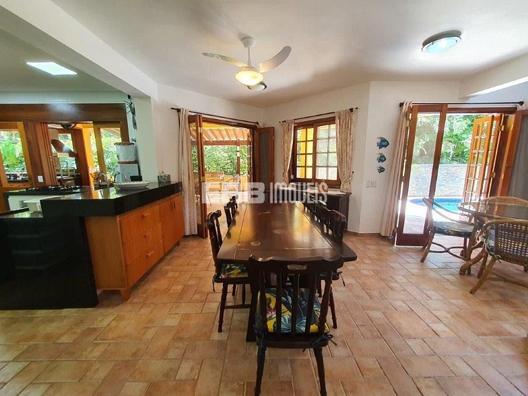 Casa a 30m do mar na praia de Itamambuca