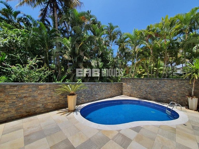 Casa a 30m do mar na praia de Itamambuca