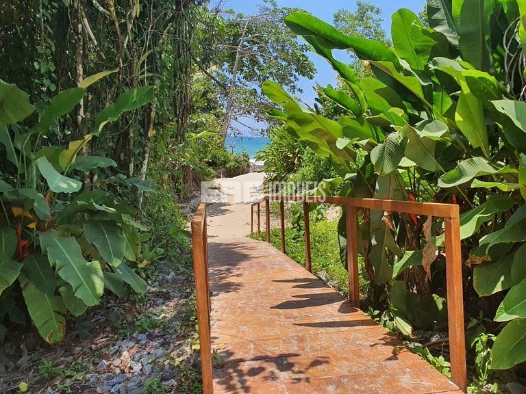 Casa a 30m do mar na praia de Itamambuca