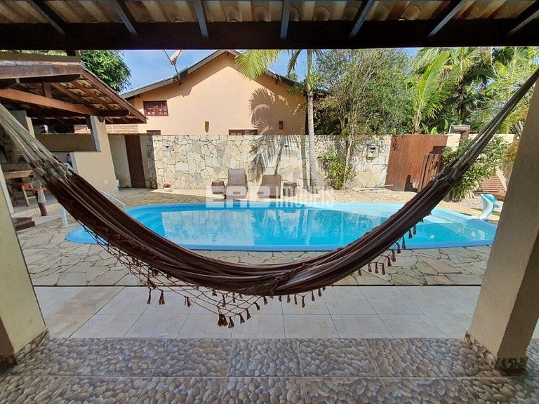 Casa com piscina, em Itamambuca, para famílias de até 12 pes