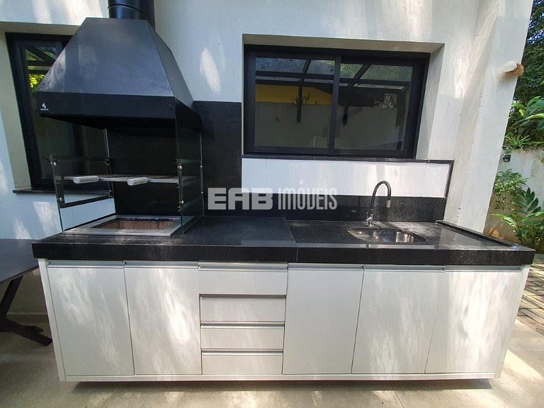 Casa para 4 pessoas, a apenas 40m do mar