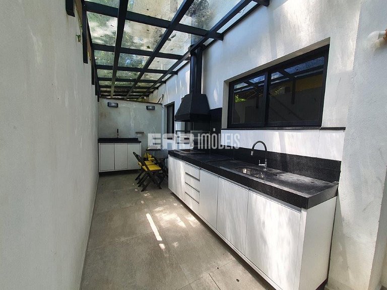 Casa para 4 pessoas, a apenas 40m do mar