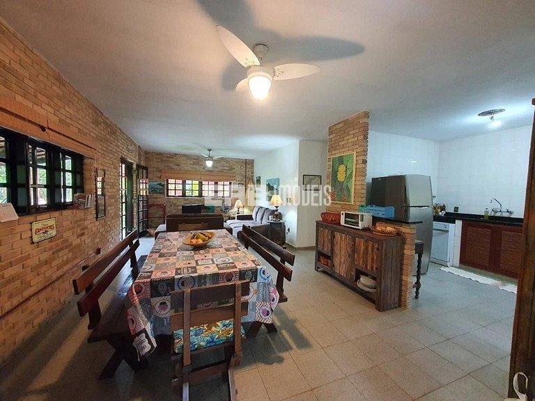 Casa básica e confortável para temporada em Itamambuca, Ubat