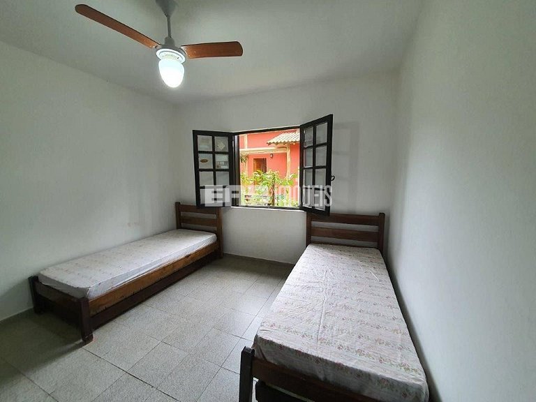 Casa básica e confortável para temporada em Itamambuca, Ubat