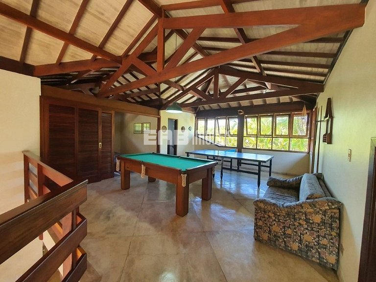 Bela casa disponível para locação de temporada, a 400 m da a