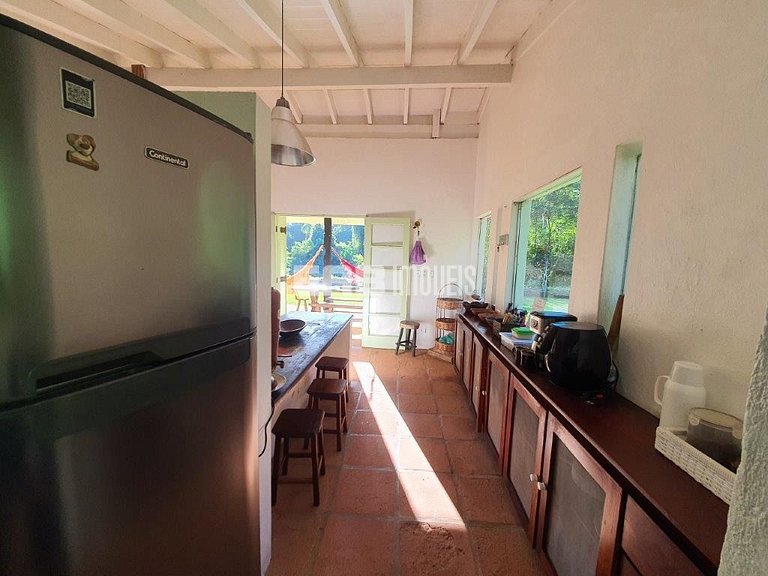 Aconchegante casa de praia com vista para o rio Itamambuca