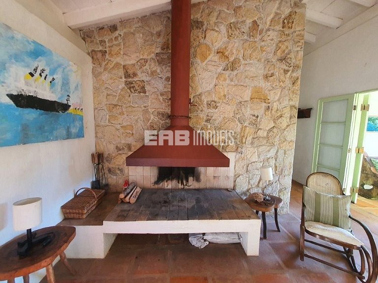 Aconchegante casa de praia com vista para o rio Itamambuca