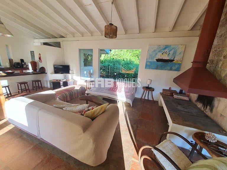 Aconchegante casa de praia com vista para o rio Itamambuca