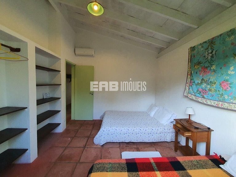 Aconchegante casa de praia com vista para o rio Itamambuca