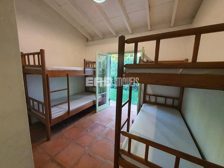 Aconchegante casa de praia com vista para o rio Itamambuca