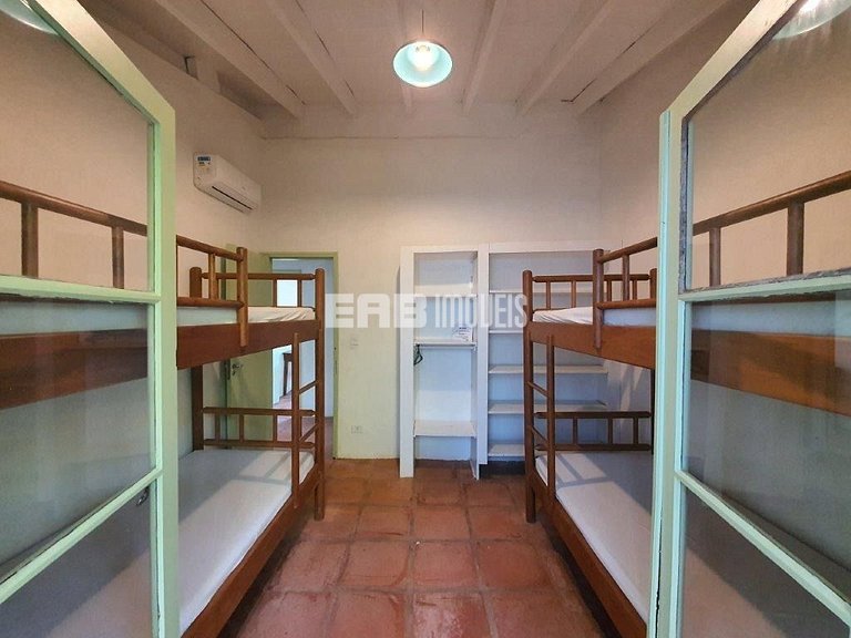 Aconchegante casa de praia com vista para o rio Itamambuca