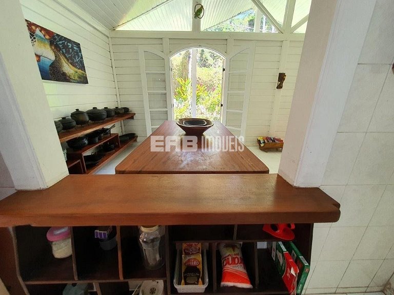 Casa para aluguel de temporada em Ubatuba, com 3 dormitórios