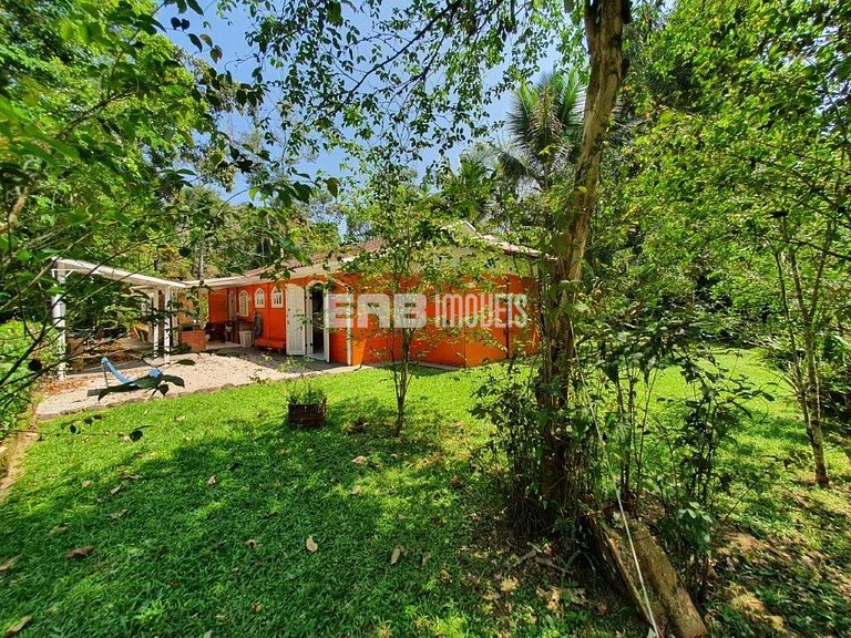 Casa para aluguel de temporada em Ubatuba, com 3 dormitórios