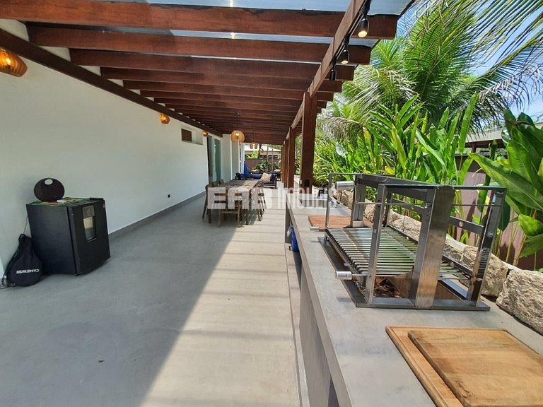 Casa para temporada em Itamambuca, com 4 dormitórios, piscin