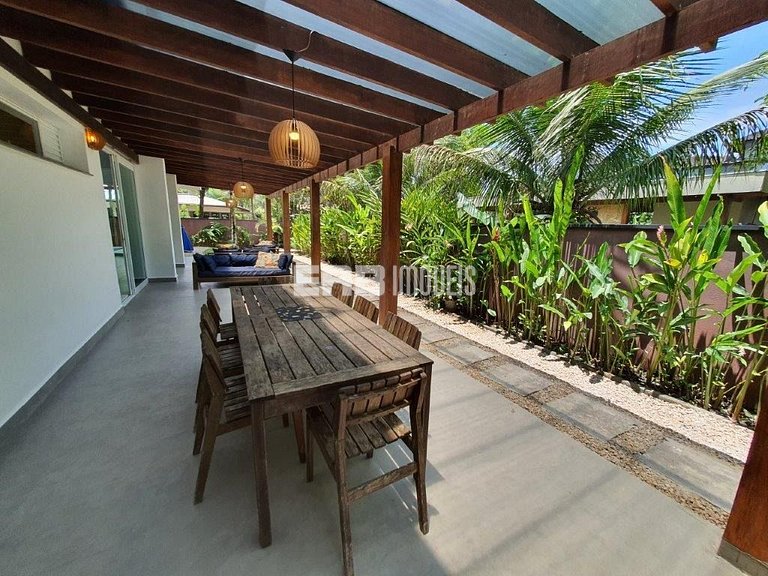 Casa para temporada em Itamambuca, com 4 dormitórios, piscin