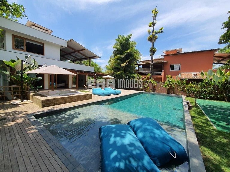 Casa para temporada em Itamambuca, com 4 dormitórios, piscin