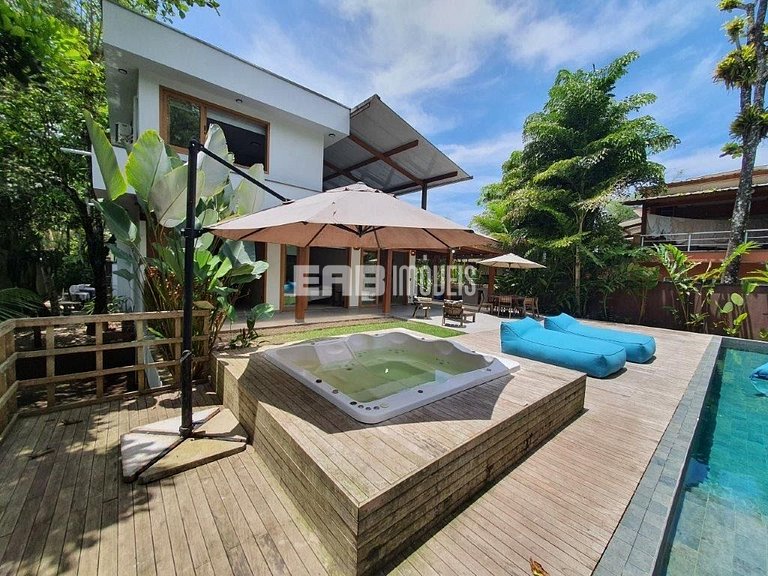 Casa para temporada em Itamambuca, com 4 dormitórios, piscin