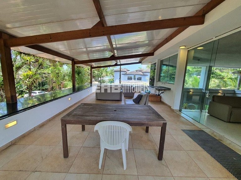 Casa para temporada em Itamambuca, com 4 dormitórios, piscin