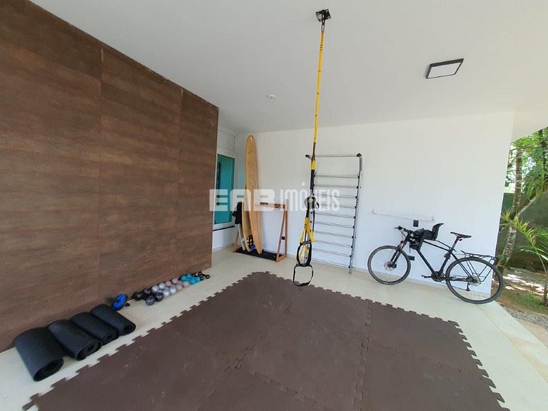 Casa para temporada em Itamambuca, com 4 dormitórios, piscin