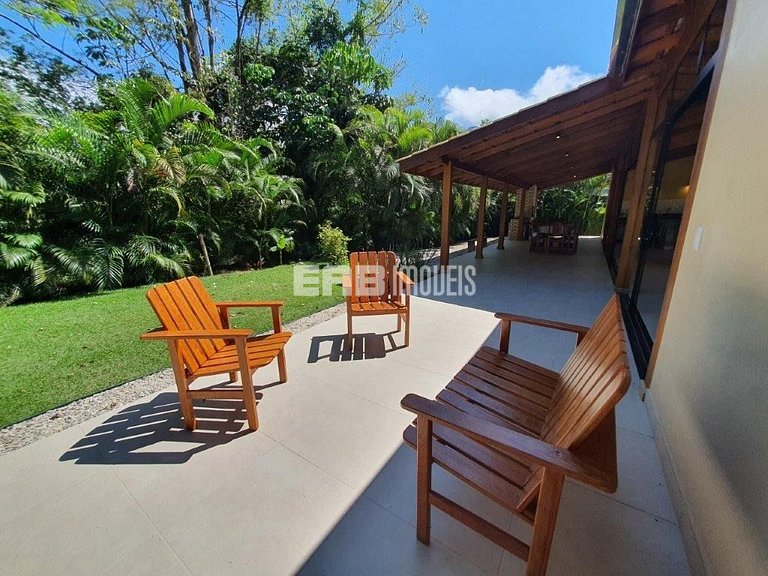 Casa com 4 suítes, a 170m do mar, na praia de Itamambuca, Ub