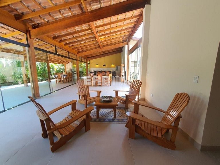 Casa com 4 suítes, a 170m do mar, na praia de Itamambuca, Ub