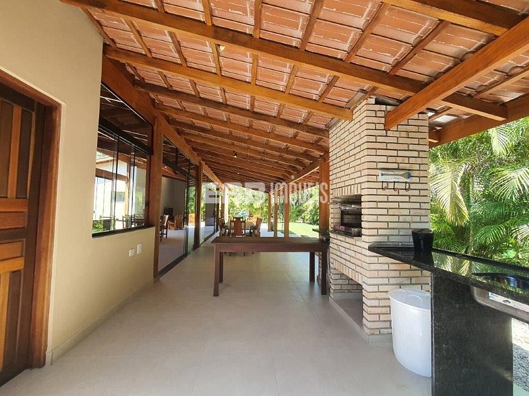 Casa com 4 suítes, a 170m do mar, na praia de Itamambuca, Ub