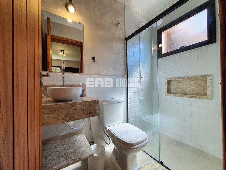 Casa com 4 suítes, a 170m do mar, na praia de Itamambuca, Ub