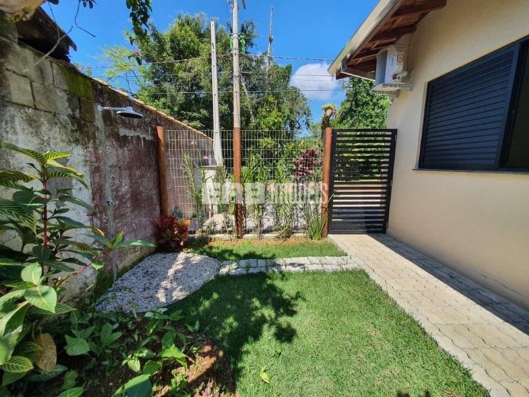 Casa com 4 suítes, a 170m do mar, na praia de Itamambuca, Ub