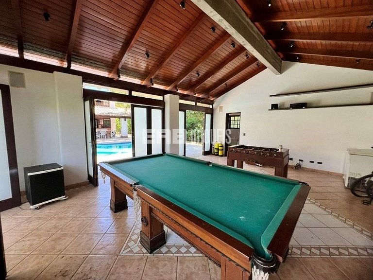 Casa com piscina para locação de temporada em Itamambuca, Ub