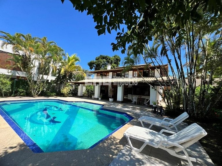 Casa com piscina para locação de temporada em Itamambuca, Ub
