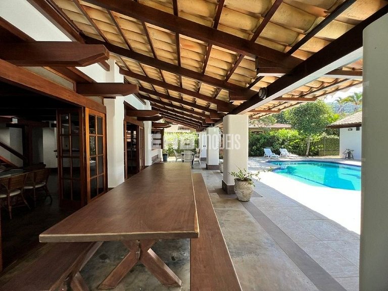 Casa com piscina para locação de temporada em Itamambuca, Ub