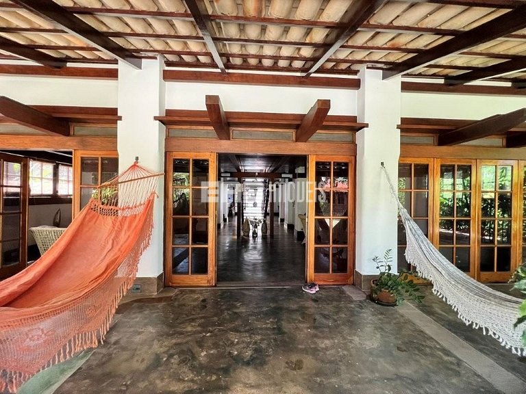 Casa com piscina para locação de temporada em Itamambuca, Ub