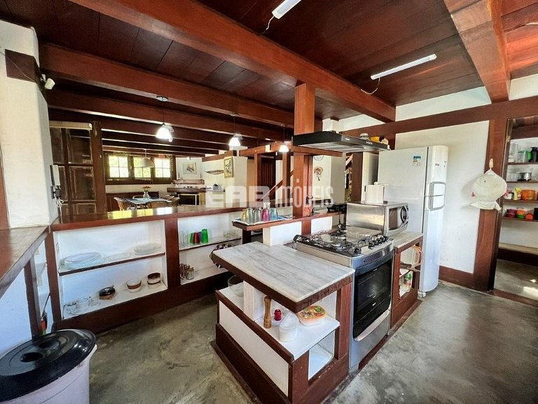 Casa com piscina para locação de temporada em Itamambuca, Ub