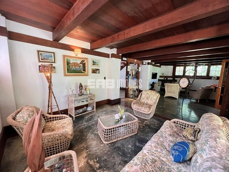 Casa com piscina para locação de temporada em Itamambuca, Ub