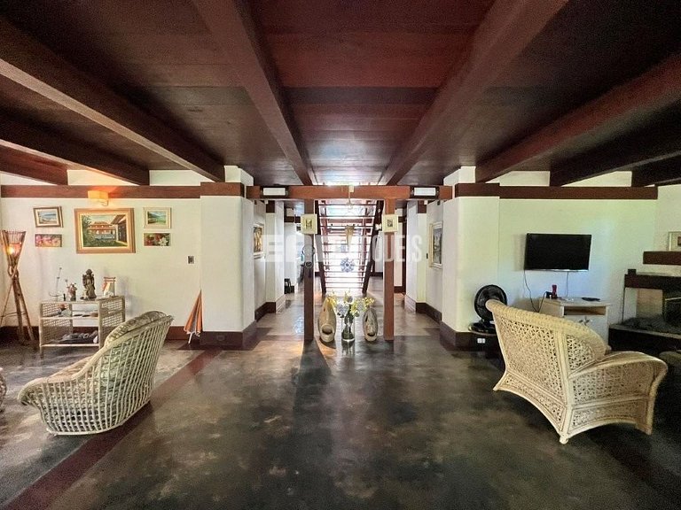 Casa com piscina para locação de temporada em Itamambuca, Ub